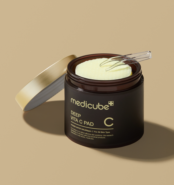 medicube Deep Vita C Pad · 70 discos — incluido en Pack Piel de porcelana